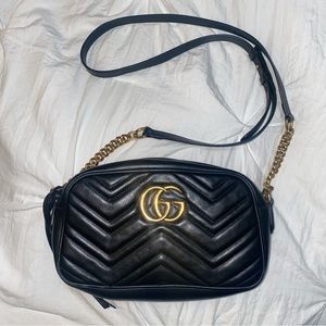 GUCCI GG MARMONT SMALL SHOULDER BAG